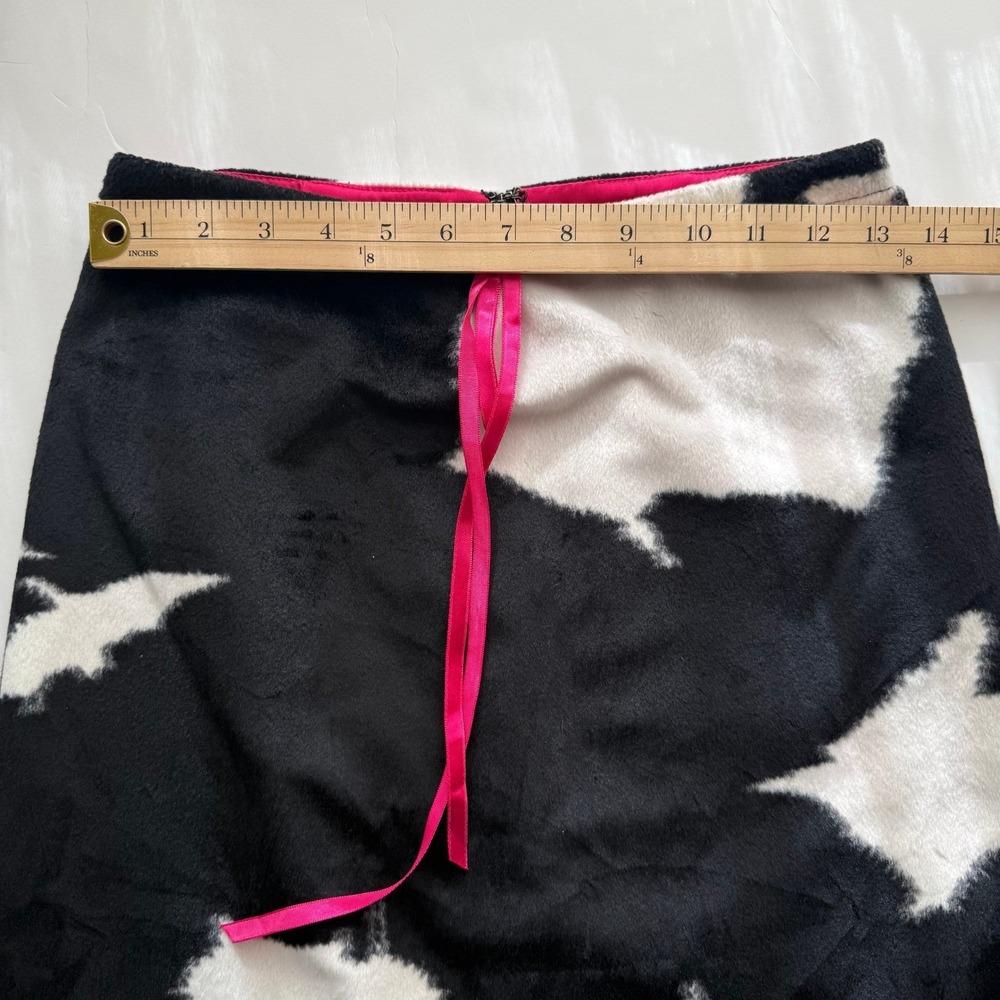 bebe Cow Print Faux Fur Skirt‎ Size 4 Y2K Western Glam Rodeo Night Out - Picture 12 of 13